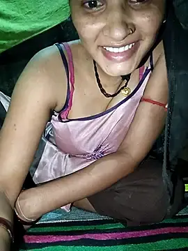 Hoty_girl_143  live sex cam