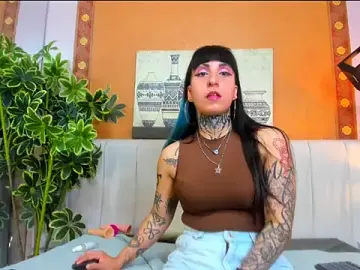 IzzyMoon_  live sex cam