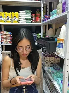 Sapphire_pink  live sex cam