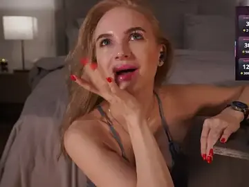 Eseniyavl  live sex cam