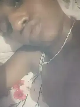 Giutriufi  live sex cam