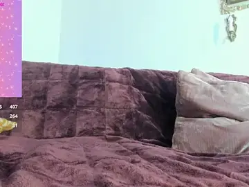 Girlnextd00r  live sex cam