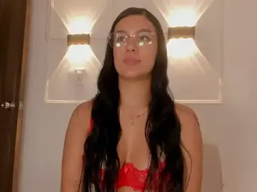 Hanna_Risso  live sex cam