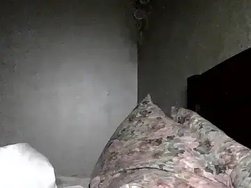 JulianaGold1  live sex cam