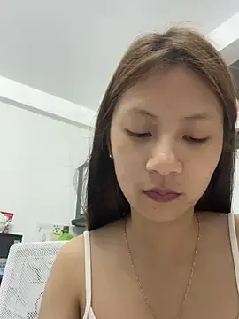 Lil-Gi  live sex cam