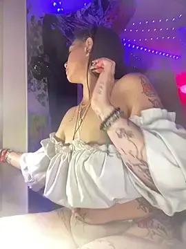 Mommyhokage  live sex cam