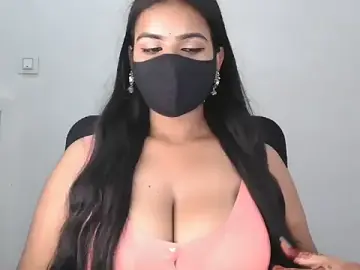 Notty_Trisha  live sex cam