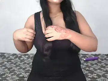 Notty_Trisha  live sex cam