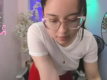 Shady_bug  live sex cam