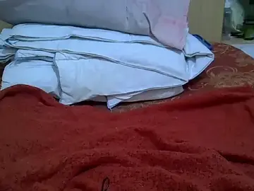 Pretty_brina  live sex cam