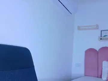 AmeliaLaurent_  live sex cam