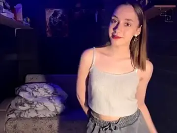 CoreenGau  live sex cam