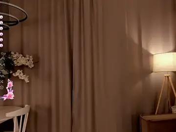 Julie_Lamb  live sex cam