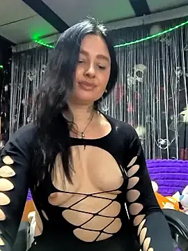 KikiXRed  live sex cam