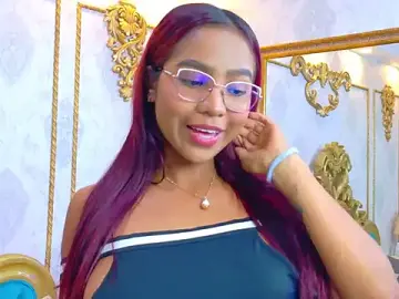 LucyLeah  live sex cam