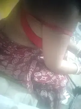 Desiboudii  live sex cam