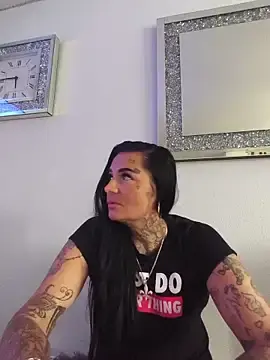 MiaaaMiaaa  live sex cam