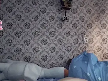 Smartemilia  live sex cam