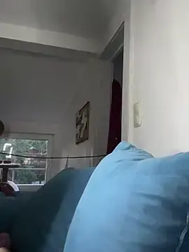 Youngjoycee  live sex cam