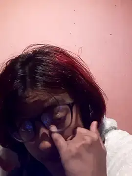 Bluy69  live sex cam