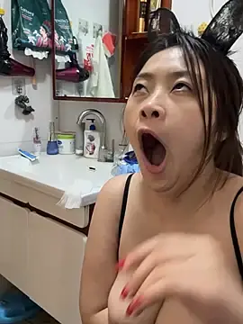 Xinyue-888  live sex cam