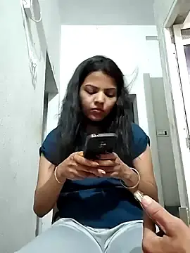 Alishasheikh21  live sex cam
