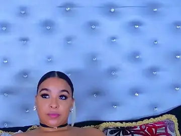 EileenBenzon  live sex cam