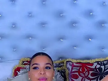 EileenBenzon  live sex cam