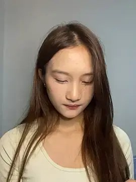June-Baby  live sex cam