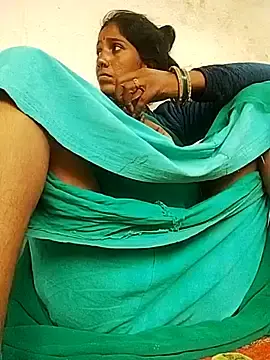 MISS-KAYA  live sex cam
