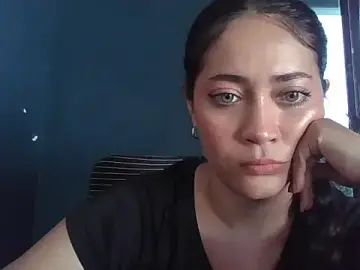 Nikkinata  live sex cam