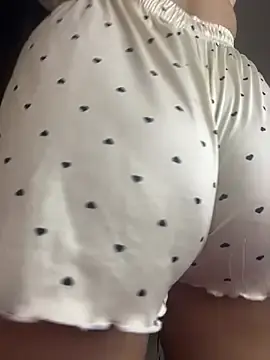 Qun99  live sex cam