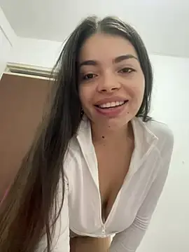 Sarah_Monett  live sex cam