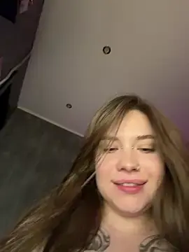 Vikki_toriya  live sex cam