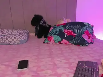 Chloe_watson_  live sex cam