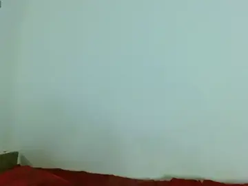 Goldengenesdoll  live sex cam