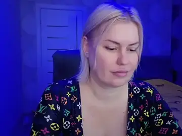 Natusik  live sex cam