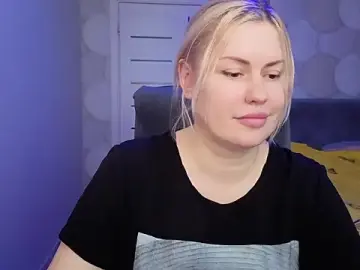 Natusik  live sex cam