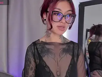 Noemi_foxxx  live sex cam