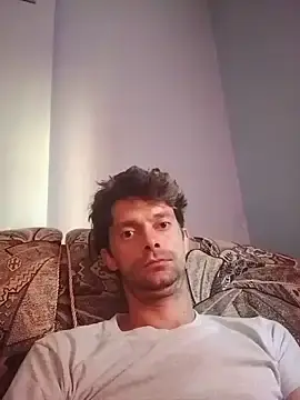 Tonnino94  live sex cam