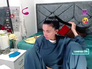Victoria_adams07  live sex cam