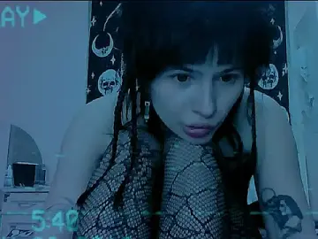 AllisonDeetz  live sex cam