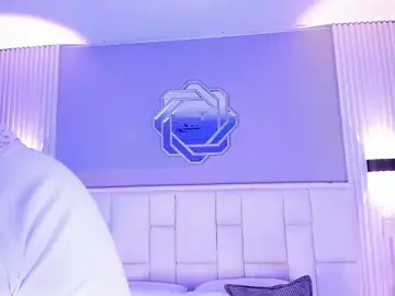 NanaOsaky  live sex cam