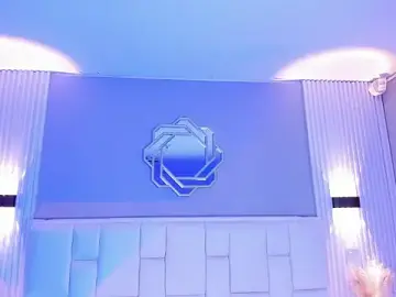 NanaOsaky  live sex cam