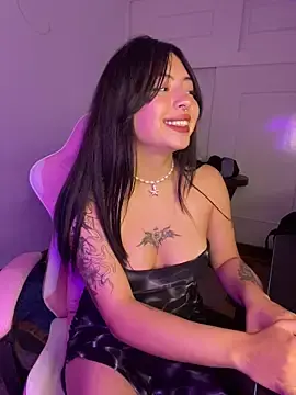 Valu_euphoria  live sex cam