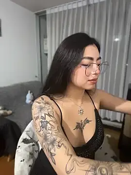 Valu_euphoria  live sex cam