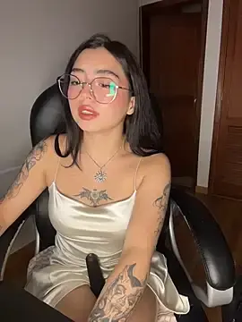 Valu_euphoria  live sex cam