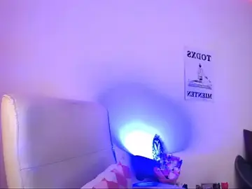 Elektraa_sky11  live sex cam