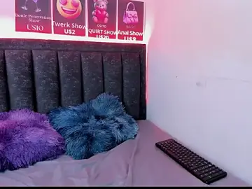 Esmeralda-hot69  live sex cam