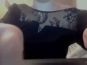WhiteFlower  live sex cam